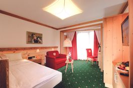 Single room with french  balcony or loggia